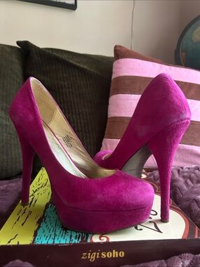 Zigi Soho Fuchsia Suede Platform Stiletto Pumps